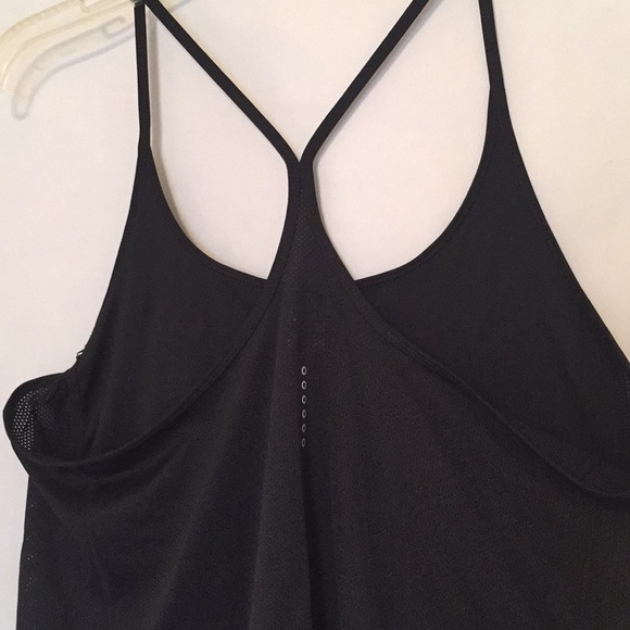 🆕 Nike black racerback fitness tank - Picture 3 of 3